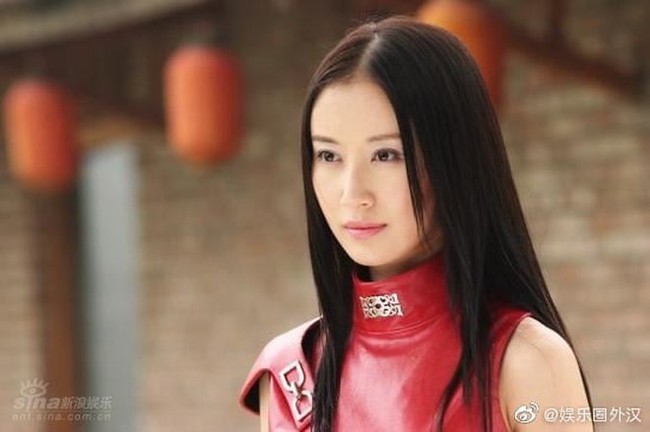 'Đối thủ Lưu Diệc Phi' mới 13 tuổi đã đẹp 'khuynh đảo' màn ảnh, giờ  xuống sắc phải đi bán hàng online - Ảnh 8.