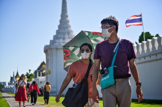 Thái Lan sẽ bắt đầu thu phí du lịch từ tháng Chín - Ảnh 1.