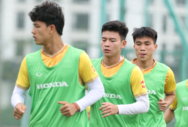 BLV Vũ Quang Huy: “Bóng đá trẻ rất khó lường nên khó nói trước được gì” - Ảnh 1.
