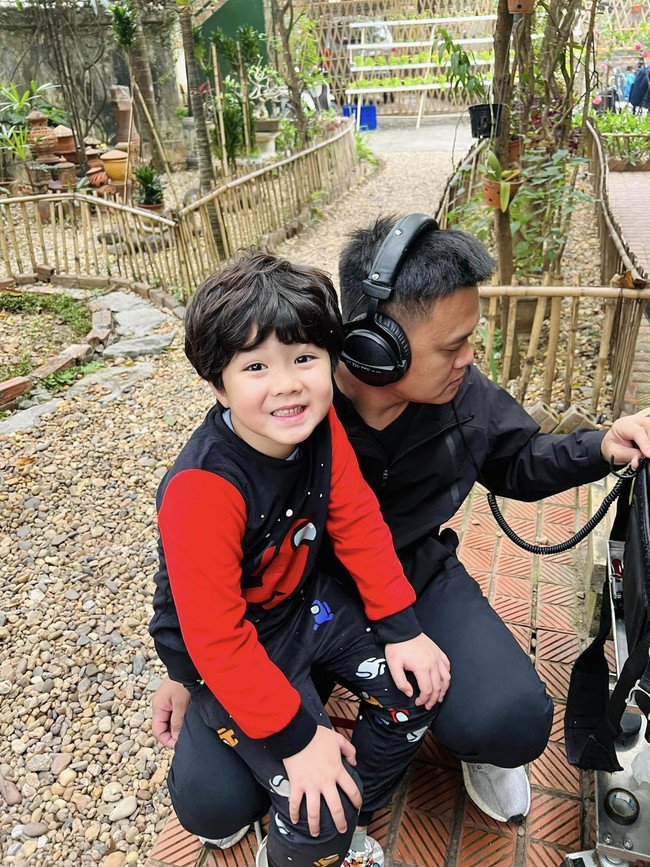 Con trai màn ảnh của Doãn Quốc Đam và Lan Phương: Chuyên làm mẫu nhí, khả năng học thoại cực siêu - Ảnh 5.