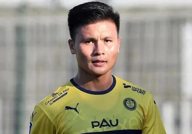 Quang Hải nhận thêm “hung tin” tại Pau FC trước ngày trở lại Việt Nam - Ảnh 2.