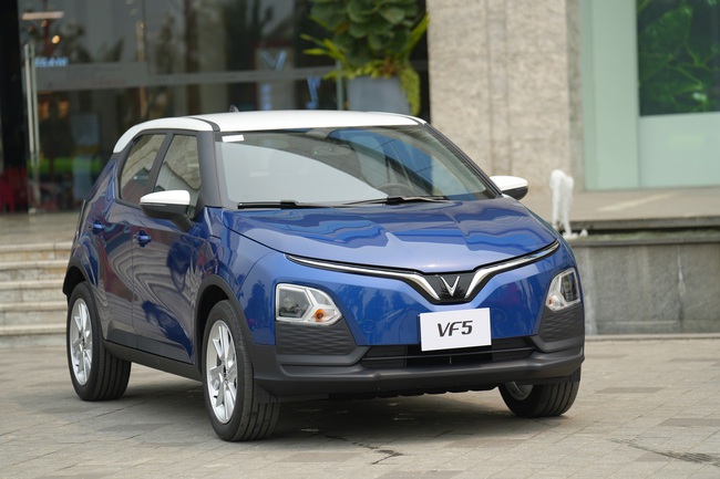 Hơn 3.000 khách hàng đặt cọc mua xe điện VF5 Plus của VinFast - Ảnh 1.