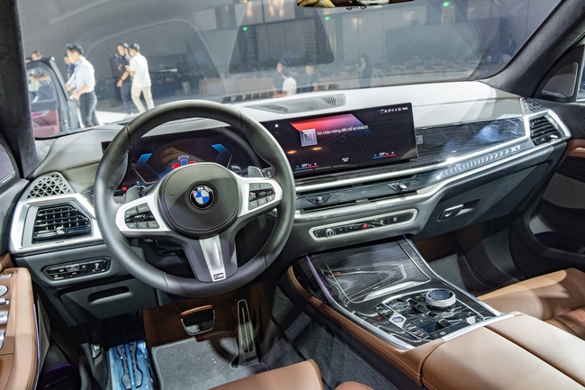Chi tiết BMW X7 2023 tại Việt Nam - Ảnh 9.