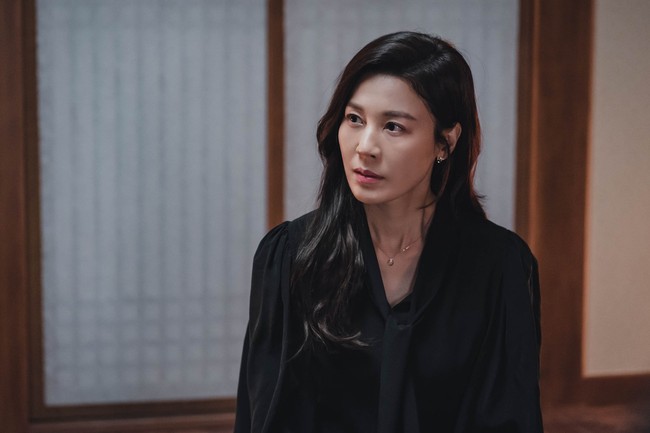 Kim Ha Neul tái xuất màn ảnh nhỏ với dòng phim trinh thám - Ảnh 4.