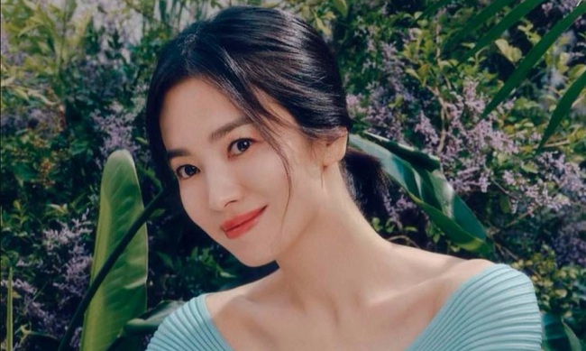 Tranh cãi lý do Song Hye Kyo lại có cát-xê thấp hơn chồng cũ - Ảnh 1.