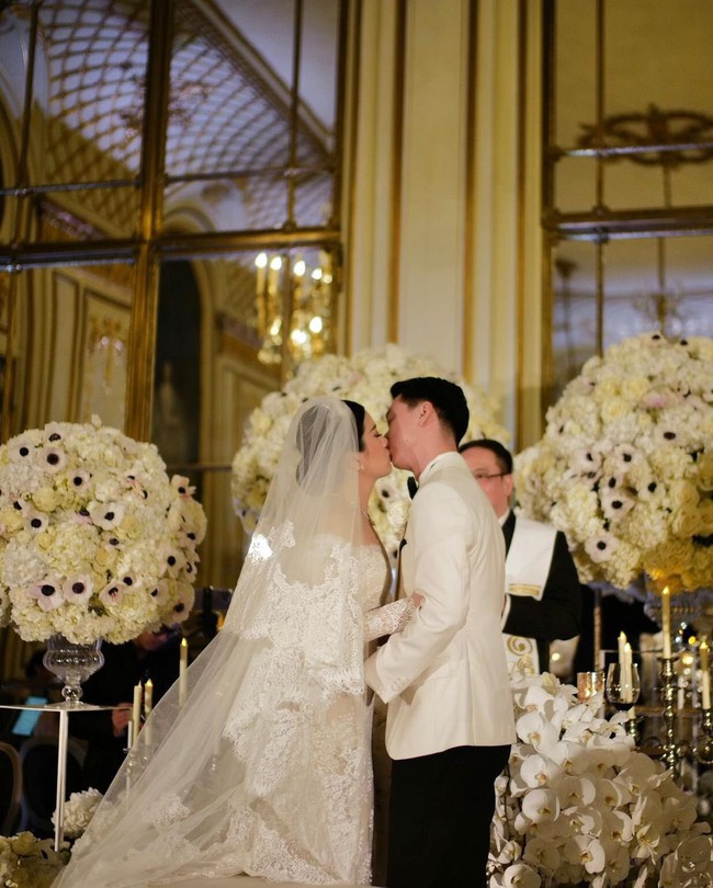Sao cầu lông chính thức lấy vợ: Đám cưới xa hoa tổ chức ở Paris, choáng váng trước gia thế tỷ USD của nhà gái - Ảnh 7.