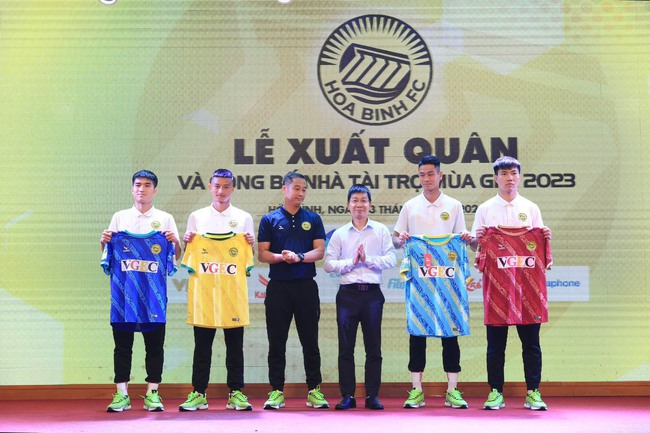 Hoà Bình FC, CLB Hoà Bình, giải hạng Nhất QG 2023, Lê Quốc Vượng