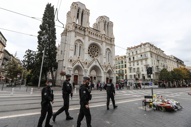 Nổ súng liên tiếp tại thành phố Marseille của Pháp, ít nhất 3 người thiệt mạng - Ảnh 1.