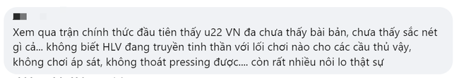 U22 Việt Nam chật vật thắng Lào, fan khen hết lời thủ môn Quan Văn Chuẩn - Ảnh 7.