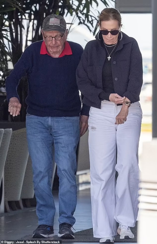Tỷ phú truyền thông Rupert Murdoch và vị hôn thê thứ 5 Ann Lesley Smith đột ngột hủy bỏ hôn ước - Ảnh 2.