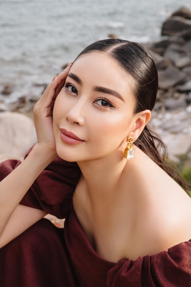 Hoa hậu Hà Kiều Anh tuổi 47: Cuộc sống gia đình viên mãn, vẫn xinh đẹp và đắt show - Ảnh 1.