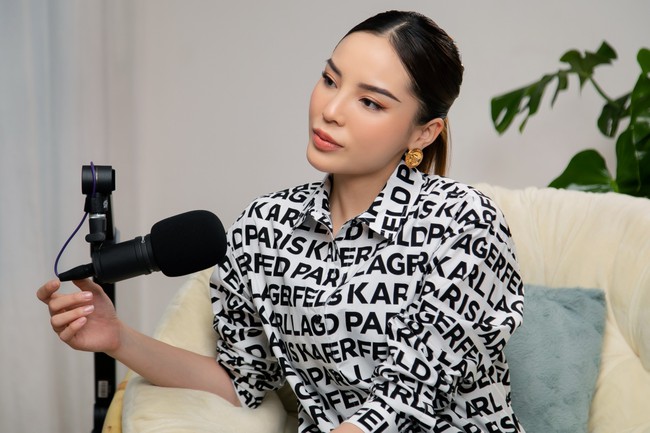 Kỳ Duyên trải lòng về loạt scandal sau khi đăng quang Hoa hậu Việt Nam 2014: 'Tôi không cảm thấy sợ' - Ảnh 2.