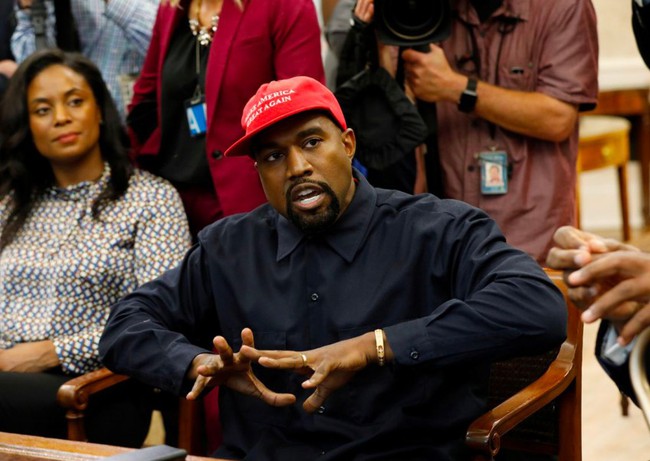 Trường học do Kanye West thành lập bị tố 'giống như bệnh viện tâm thần' - Ảnh 3.