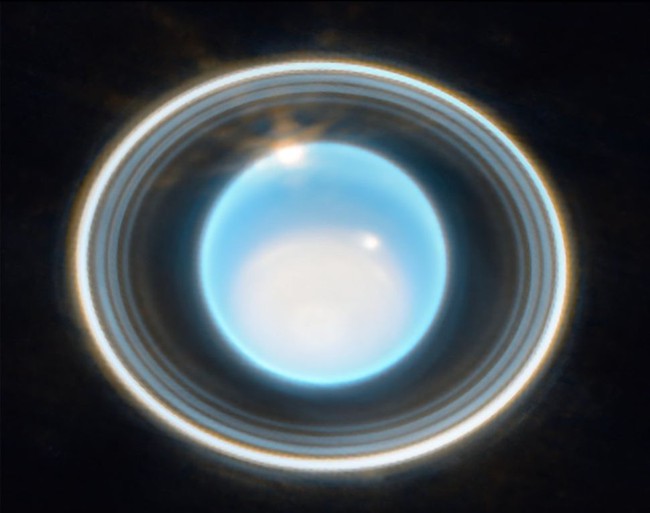 Kính viễn vọng James Webb chụp lại hình ảnh sắc nét về hành tinh Uranus - Ảnh 1.