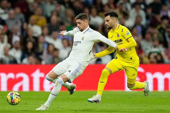 Tin nóng bóng đá tối 9/4: Ten Hag nhắm 2 ngôi sao để đua vô địch, Sao Real đấm thẳng mặt cầu thủ Villarreal - Ảnh 3.