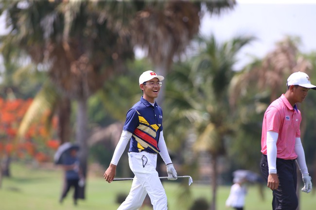 Golfer 15 tuổi giúp Việt Nam lần đầu tiên giành HCV SEA Games - Ảnh 2.