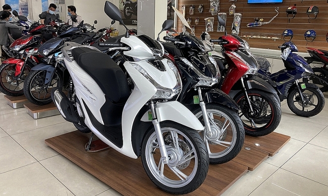 Honda bán hơn 2,3 triệu xe máy ở Việt Nam trong 1 năm - Ảnh 1.