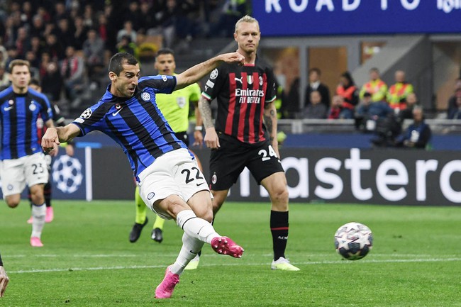 Công cùn, thủ kém, AC Milan thua chóng vánh Inter Milan, gặp bất lợi cực lớn trước trận lượt về - Ảnh 3.