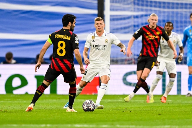 ĐIỂM NHẤN Real Madrid 1-1 Man City: Kiểm soát bóng, bản lĩnh ngôi sao, và chờ phán quyết ở Etihad - Ảnh 2.
