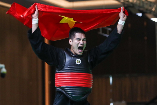Đánh một trận đẳng cấp thế giới, võ sĩ Việt Nam đoạt HCV theo kịch bản thót tim - Ảnh 9.