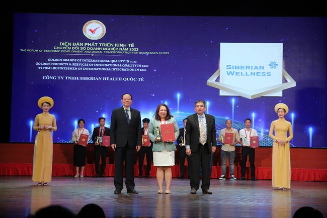 Siberian Wellness nhận giải thưởng Top 10 Thương hiệu Vàng - Chất lượng Quốc tế 2023 - Ảnh 1.