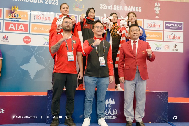 Độc Lạ SEA Games 32: Võ sĩ pencak silat Việt Nam và Indonesia cùng nhận HCV sau trận chung kết tranh cãi - Ảnh 5.