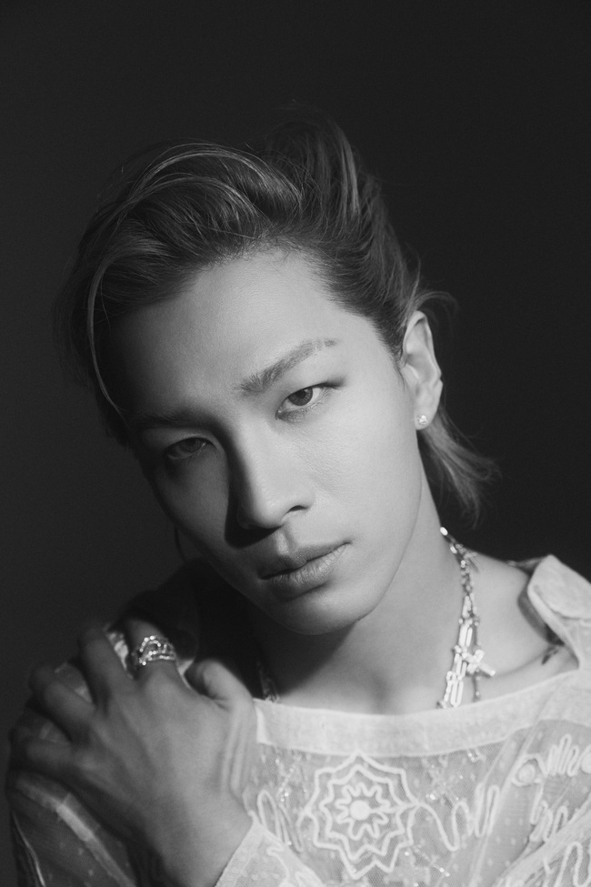 (Bài đăng thứ 7) Taeyang Big Bang tái xuất thành công với 'Down to Earth', tìm thấy niềm an ủi khi ngắm hoàng hôn - Ảnh 3.