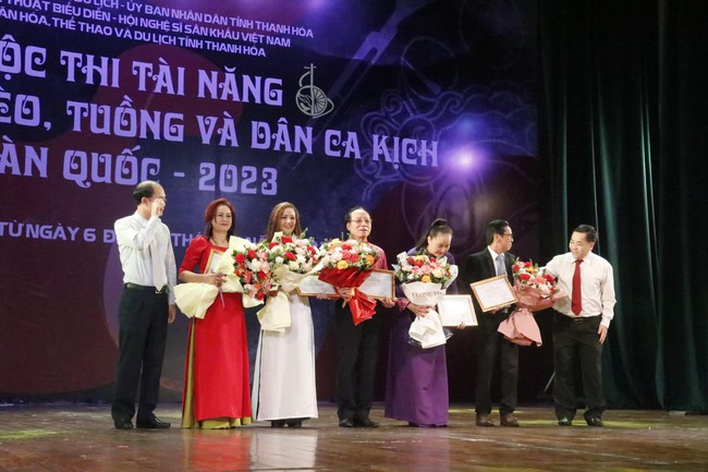Lễ Tổng kết và trao giải Cuộc thi Tài năng diễn viên Tuồng và Dân ca kịch toàn quốc - 2023 - Ảnh 1.