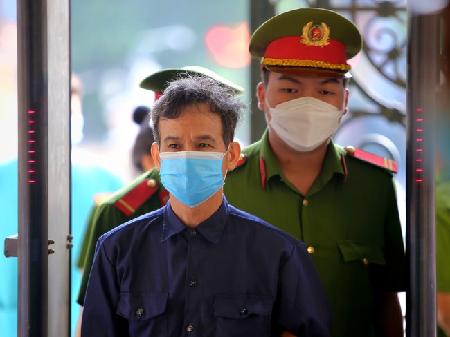 Tuyên truyền chống Nhà nước, Trần Văn Bang lĩnh 8 năm tù - Ảnh 1.