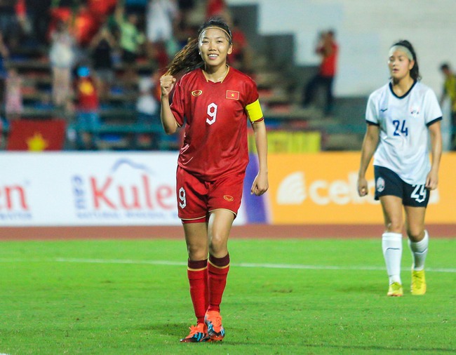 Hủy diệt chủ nhà Campuchia 4-0, ĐT nữ Việt Nam thẳng tiến vào chung kết SEA Games 32 - Ảnh 9.
