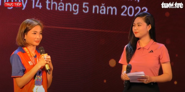 Giao lưu trực tuyến với Nguyễn Thị Oanh: 'Nhiều đồng nghiệp rất giỏi, tôi chỉ may mắn hơn' - Ảnh 2.