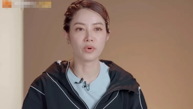 Drama Đạp gió 2023: Một nữ ca sĩ khiến Giả Tịnh Văn bất bình vì 'phá' phần diễn nhóm - Ảnh 9.