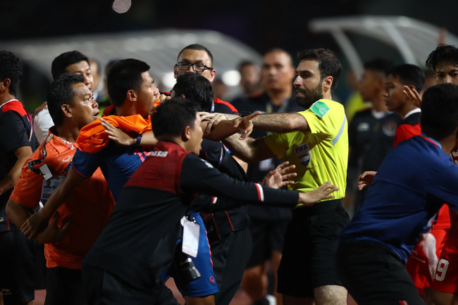 Xác định án phạt của AFC với Thái Lan và Indonesia sau màn ẩu đả biến chung kết SEA Games trở nên xấu xí với thế giới  - Ảnh 2.