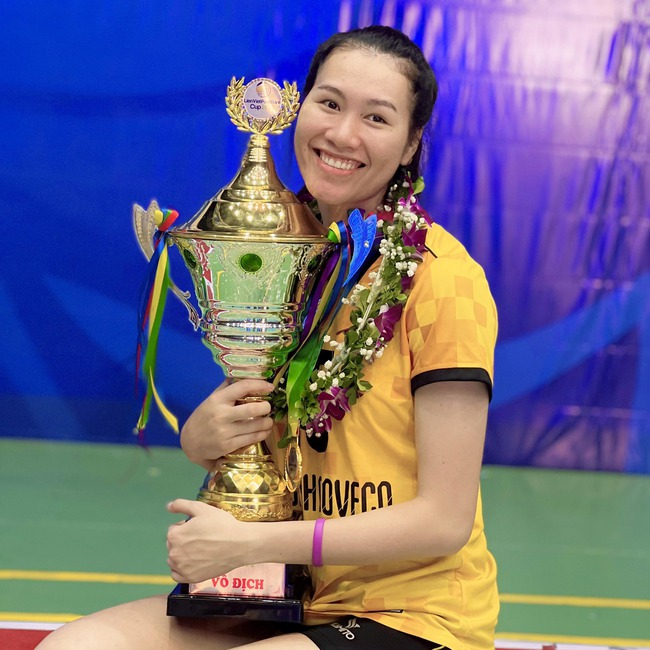 Nguyễn Thị Trinh quyết định gia hạn hợp đồng với Ninh Bình LVPB. Cô được Volleybox xếp hạng là phụ công xuất sắc nhất Việt Nam trong số các VĐV còn đang thi đấu