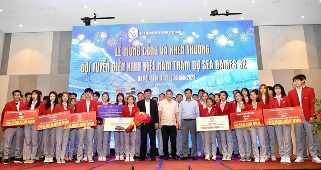 Nguyễn Thị Oanh chính thức nhận xe PEUGEOT được tặng, trị giá hơn 900 triệu - Ảnh 2.