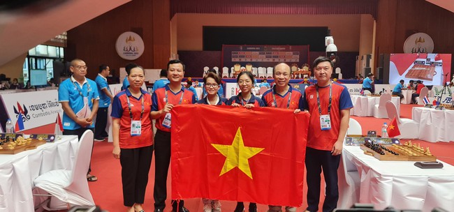 Việt Nam có HCV đầu tiên ở SEA Games 32: Tự hào cờ ốc - Ảnh 5.