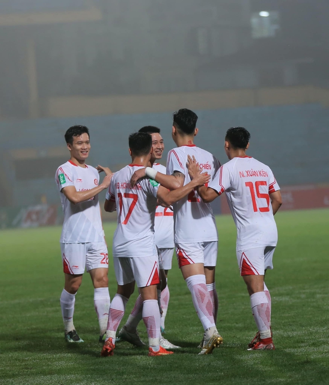 Bóng đá Việt Nam ngày 20/5: Nam Định vs Hải Phòng (18h00), Viettel vs Bình Định (19h15) - Ảnh 3.