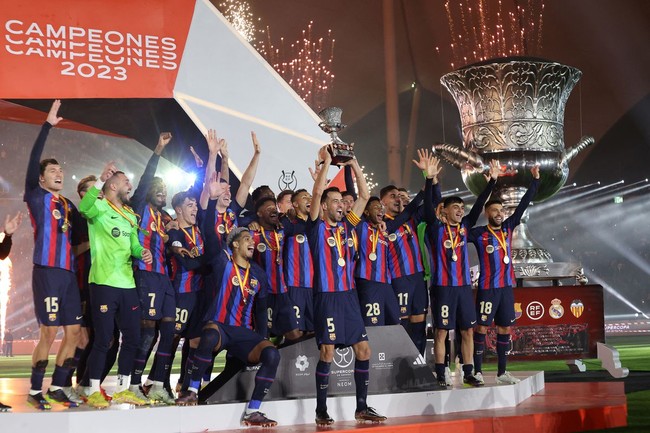 Barcelona: Chức vô địch cho tương lai - Ảnh 1.