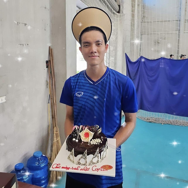 Chủ công hàng đầu Việt Nam Bích Tuyền đón sinh nhật tuổi 23, fan bóng chuyền chờ tái xuất - Ảnh 5.