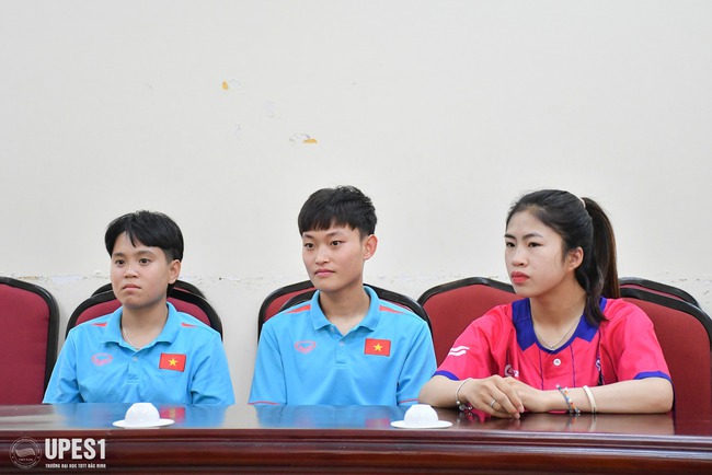 Hết SEA Games, Thanh Nhã cùng đồng đội đi học - Ảnh 6.