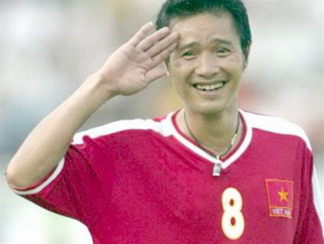 Danh thủ Nguyễn Hồng Sơn: Huyền thoại Việt Nam từng đánh bại cả Beckham và Rivaldo - Ảnh 4.