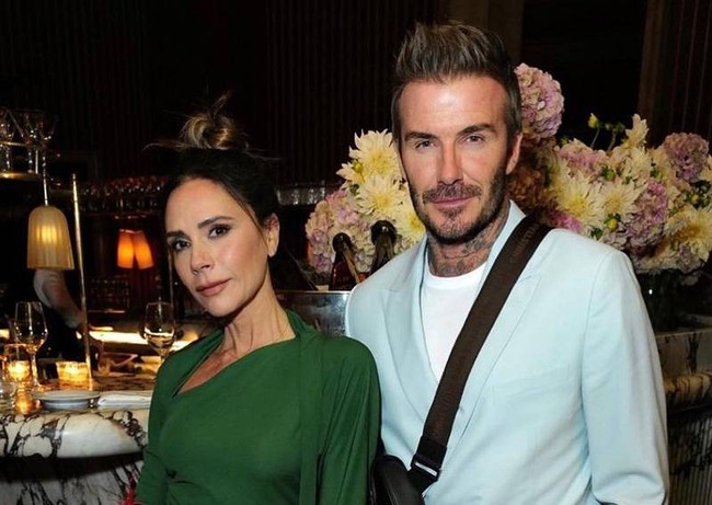 Lý do Victoria chưa bao giờ để chồng David Beckham nhìn thấy lông mày tự nhiên của mình - Ảnh 2.