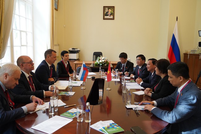 Quốc hội Việt Nam khẳng định vai trò trụ cột của hợp tác liên nghị viện trong quan hệ hữu nghị với LB Nga - Ảnh 2.