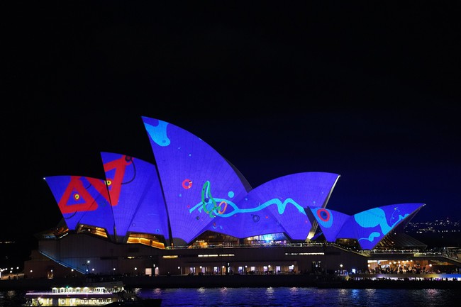 Rực rỡ lễ hội ánh sáng Vivid Sydney 2023 ở Australia - Ảnh 3.