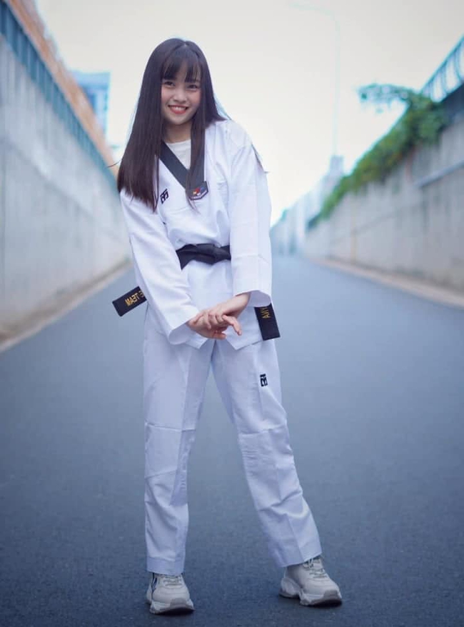 Cô gái vàng của Taekwondo Campuchia xinh như hotgirl, từng học ở Việt Nam, nói tiếng Việt 'như gió' - Ảnh 4.