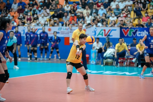 Chân dung Libero phong cách ‘tomboy’ truyền lửa cho bóng chuyền nữ Việt Nam vô địch Châu Á 2023 - Ảnh 4.