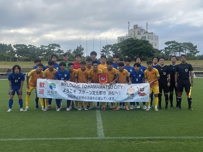Đàn em Hoàng Đức tỏa sáng, U17 Việt Nam hòa đội bóng của Nhật Bản sau khi bất ngờ dẫn 3-0 trong hiệp 1 - Ảnh 4.