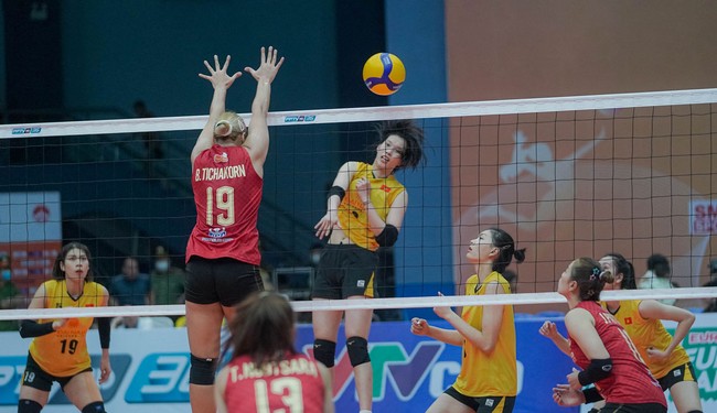 Bóng chuyền nữ Việt Nam vô địch châu Á nhưng khó giành HCV SEA Games 32 - Ảnh 3.
