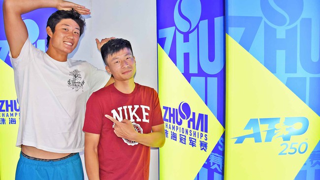 Tay vợt cao 1m93 làm nên lịch sử cho quần vợt Trung Quốc  - Ảnh 3.