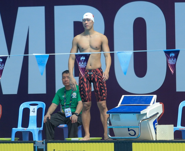 Nam thần Hoàng Quý Phước vẫn còn ngôi sao hy vọng để thi đấu chung kết bơi 100m tự do dù bị trượt top 8 - Ảnh 1.